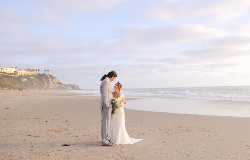 Atyourservicecaters_Spires_Saltcreek_wedding_bridegroom_beach